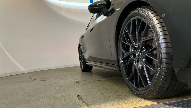 Audi A6 2.0 e-Hybrid Qtro 299 Launch Edition 4dr S Tronic Saloon